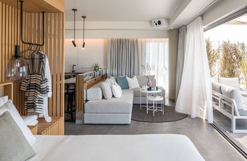 Alimos Hotel | Ensis D1 Penthouse Suite
