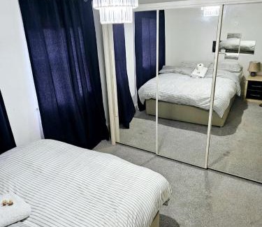 Dartford House | Ensuite Doubleroom with Private Toilet and Bathroom in central Dartford