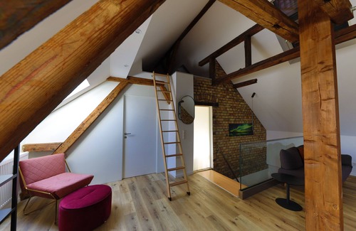 Alzey Apartment | Entdecke das Perfekte Zuhause Luxuriöse und Moderne Dachgeschosswohnung