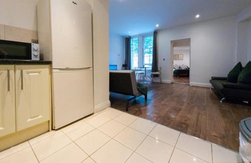 Buckland Apartment | Entire 1 Bedroom Apartment - Private, Self-Contained & Great Value