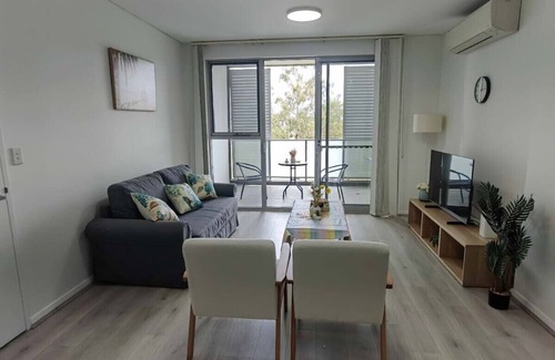 Rouse Hill Apartment | Entire 3 bed home in Rouse Hill