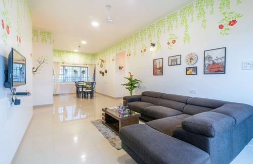 Santacruz Apartment | Entire 4 BHK Suite With Chef