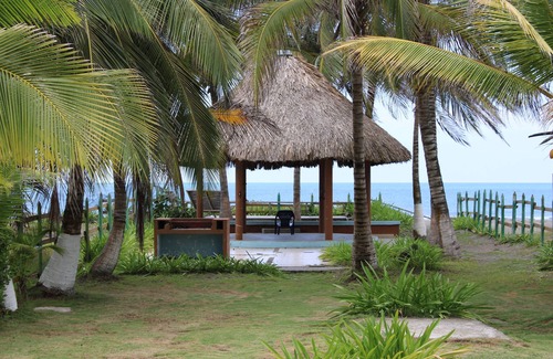 San Bernardo del Viento Cabin | Entire home in a tropical nature beach paradise directly on the Caribbean sea.