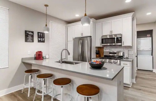 Livingston Park House | Entire Complex/2 homes side by side!
