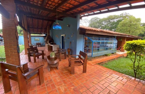 Cuiaba House | ENTIRE FARM - BIRDS SONG INN