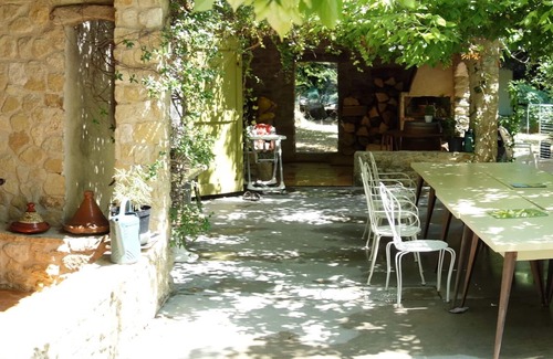 Ansouis House | Entire family country house on 1 ha with no direct neighbors