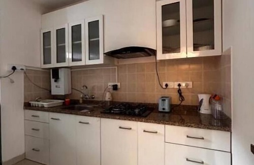 Anjuna House | Entire flat in Candolimnn