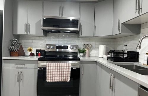 Calgary House | Entire guest suite in Calgary