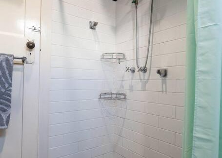 South Geelong House | Entire holiday house - Geelong - Sleeps 6