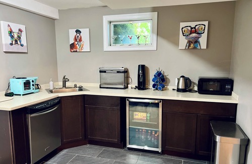 Stormstown House | Entire Home with Hot Tub, only 15 minutes from PSU and State College