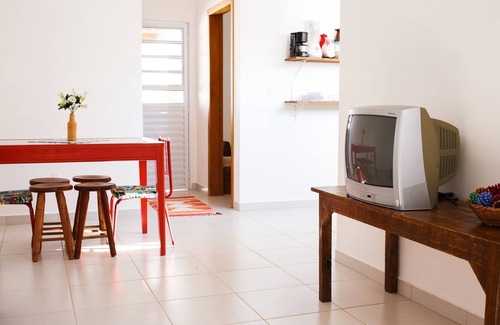 Jardim Europa House | ENTIRE HOUSE IN CESÁRIO LANGE (#JW)