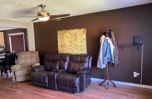 Taber House | entire house with a huge backyard (king size bed)