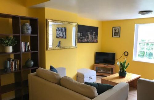 Loddon Apartment | Entire Loddon Apartment