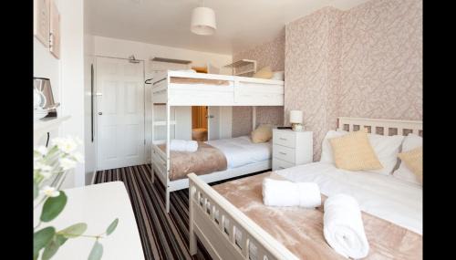 Blackpool Town Center House | Entire Manor Grove Blackpool