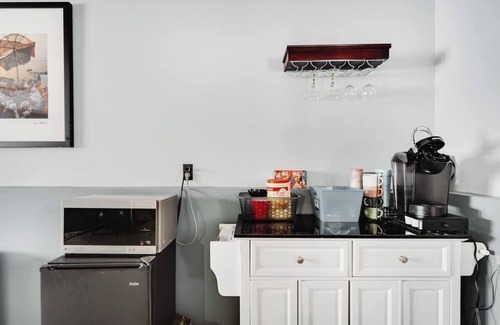 Cottage Grove House | Entire private basement suite residential home