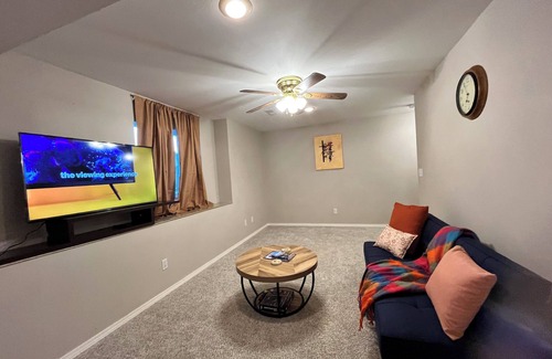 Monument Apartment | Entire Private Suite: USAFA/Monument/CoS