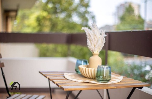 Hurstville Apartment | Entire unit in Hurstville
