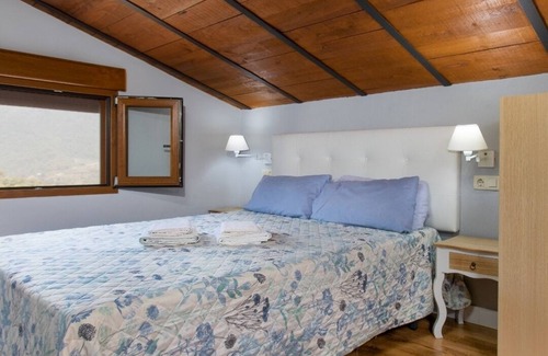 Los Guajares Other | Entre Árboles Tropicales, te Enamora. Relax, Bellas Playas, Montañas, Senderismo