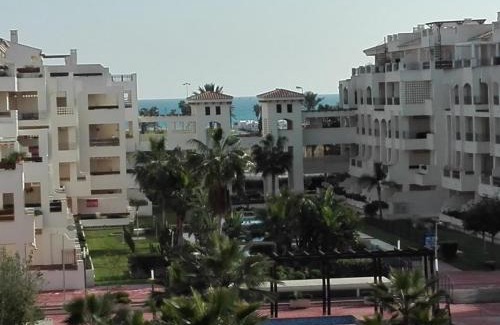 Roquetas de Mar Apartment | Entre el Mar y el Golf. Wifi privado.