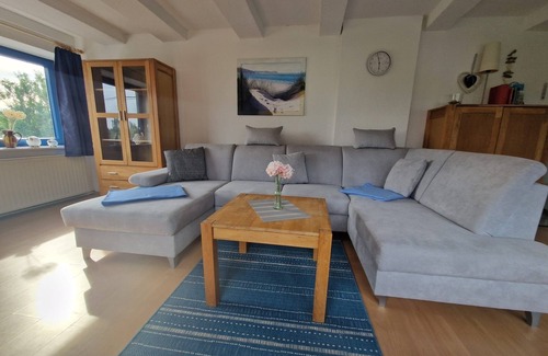 Jesendorf Apartment | Entspannter Familienurlaub im Gemütlichen Ferien-doppelhaus mit Seeblick