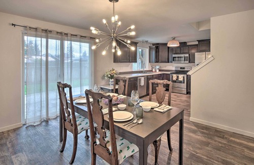 Enumclaw House | Enumclaw Home - 60 Mi to Mount Rainier!