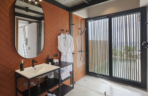 Manta Hotel | Eolia Sustainable Design Hotel