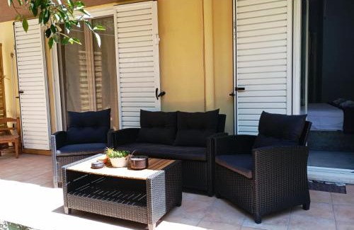 Irakleio Apartment | Ηome & Garden with parking close to Olympic Stadium