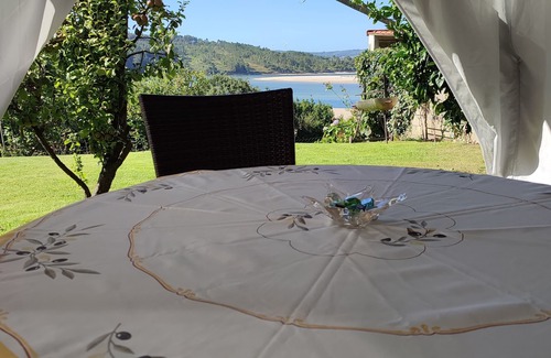 A Telleira House | Mar de Fondo House