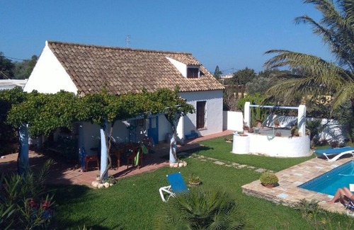 El Palmar House | Traditional Spanish house with private pool near the beach.