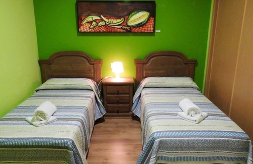 Villacanas Villa | Homerez - Villa for 13 ppl. with swimming-pool at Villafranca De Los Caballeros