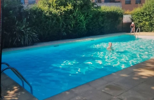 Saint-Jory Apartment | Escale marine garden apartment T2 with jacuzzi swimming pool