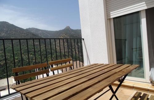 Guejar Sierra Apartment | Escapada en la sierra, vistas y relax total