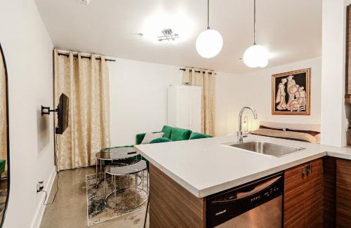 Cite Multimedia Apartment | Escapade Chic au Vieux-Port