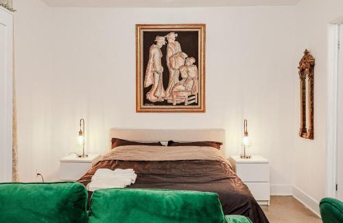 Cite Multimedia Apartment | Escapade Chic au Vieux-Port