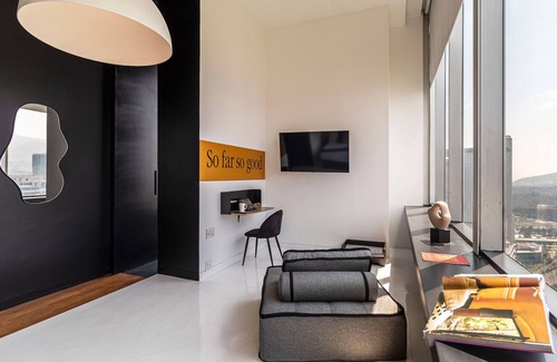 Santa Fe Apartment | Escape Executive Suite by Kukun