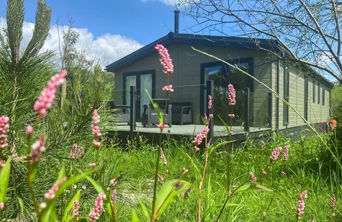 Clitheroe Ski Chalet | Escape to a luxurious one-bedroom lodge designed exclusively for couples.