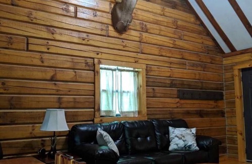 Mauckport Cabin | Escape to Peace and Tranquility at High Ridge Cabins