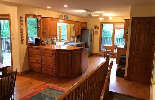 Creemore House | Escape to relaxed country living near Creemore