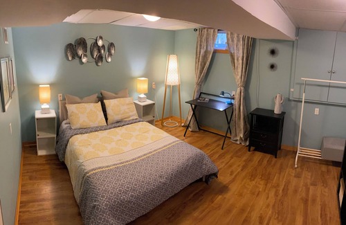 Guelph House | Escarpment Dwelling!