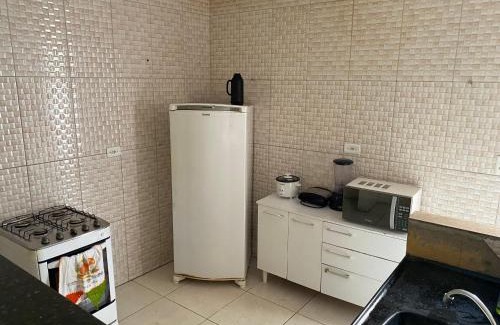 Juazeiro do Norte House | Espaço Amplo de 2 quartos com 2 camas de casal e 1 de solteiro