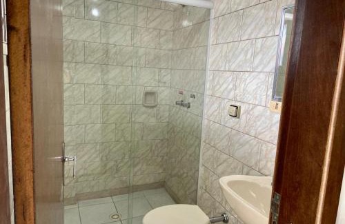 Fazenda Rio Grande Apartment | Espaço Verona apartamento triplo com 3 camas de solteiro