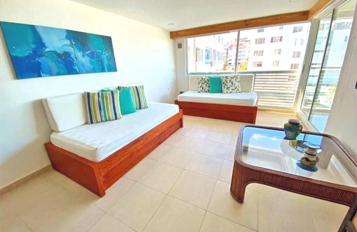 Punta Hansa Apartment | Espectacular Apartamento con Terraza a Metros de la Playa