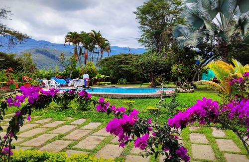 Dagua Villa | Espectacular finca en el Km 30 con piscina