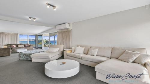 Aldinga Beach House | Esplanade Escape by Wine Coast Holidays