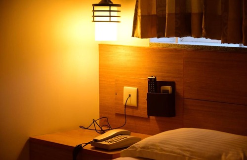 Kalanivasal Hotel | Ess Pe Inn