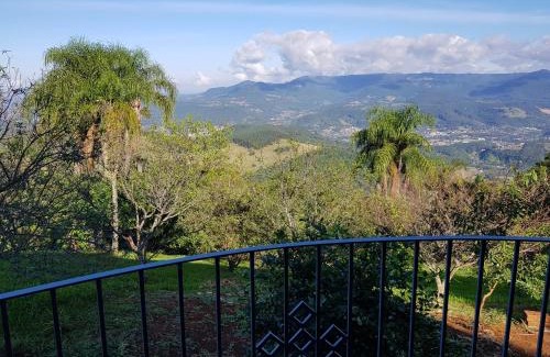 Tres Coroas Apartment | Estúdio dentro do Templo Budista