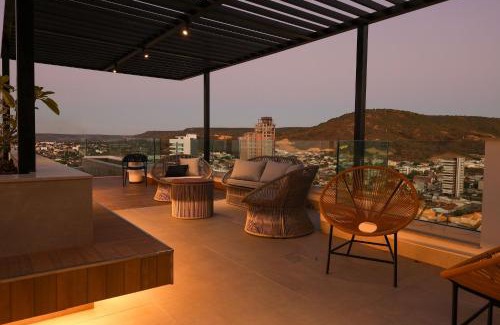 Barreiras Apartment | Estúdios modernos no City House by WeHousy