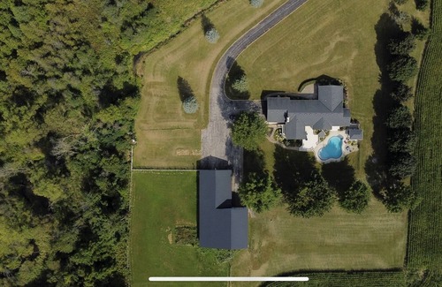 Middlesex Centre House | Estate Home With 5 bed and 3 bath.