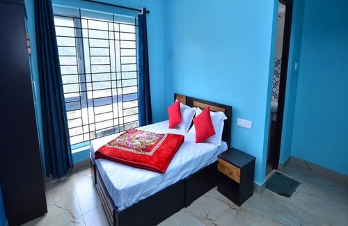 Thalayathimund Hotel | Estay Tiger Hills