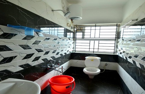 Thalayathimund Hotel | Estay Tiger Hills